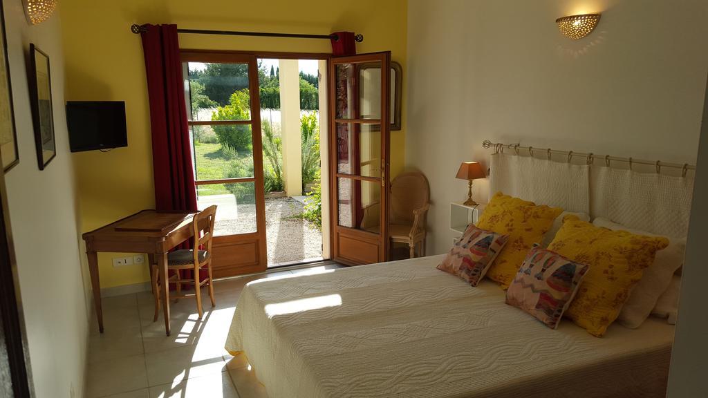 Lamanderie En Provence Alleins Ruang foto