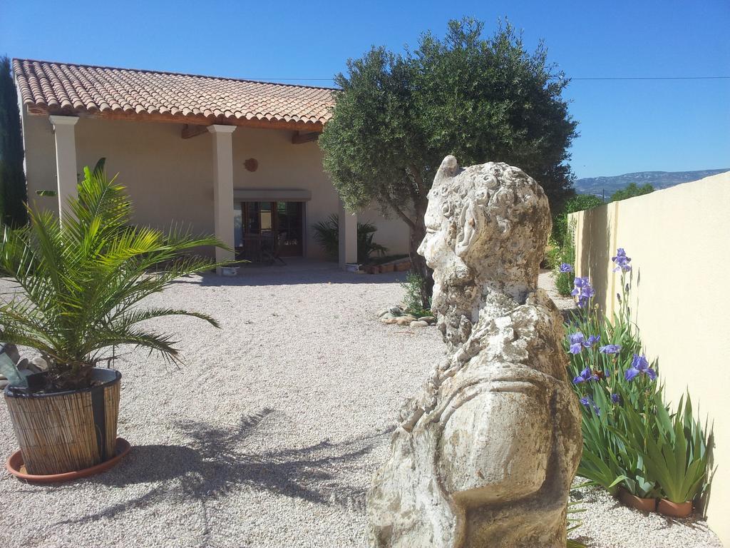 Lamanderie En Provence Alleins Bagian luar foto