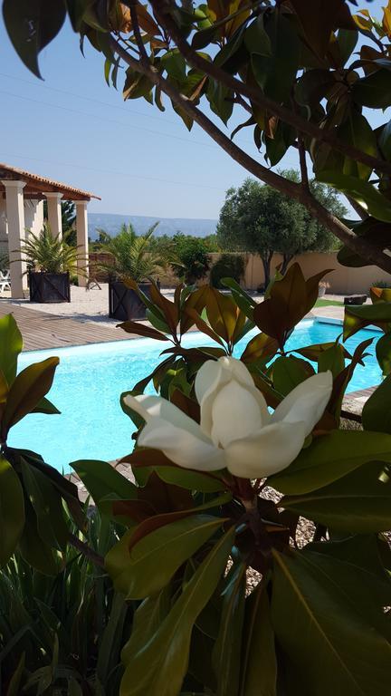 Lamanderie En Provence Alleins Bagian luar foto